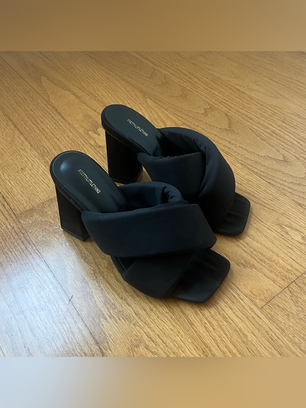 Black block heel puffy sandals